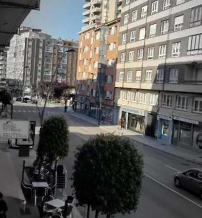 El Descanso De Vut 5665 As * Χιχόν